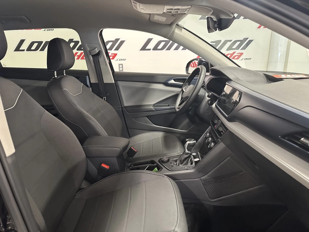 2024 Volkswagen Taos Comfortline Main Image