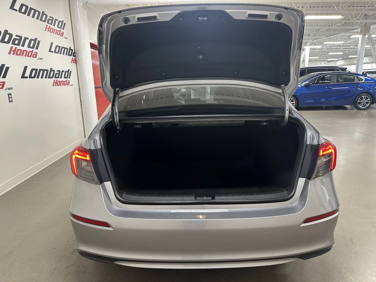 2022 Honda Civic EX Main Image
