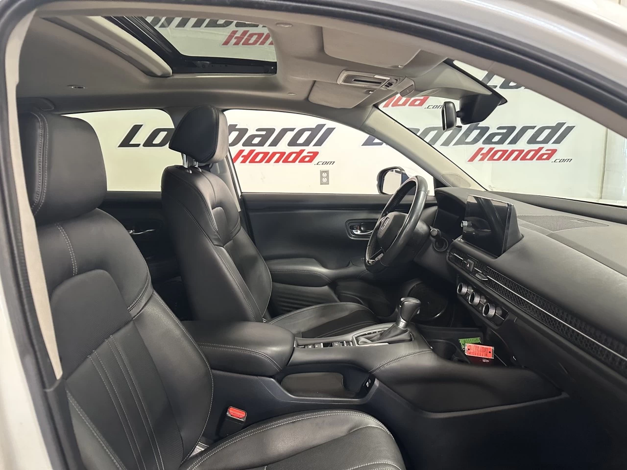 2023 Honda HR-V EX-L Navi Main Image