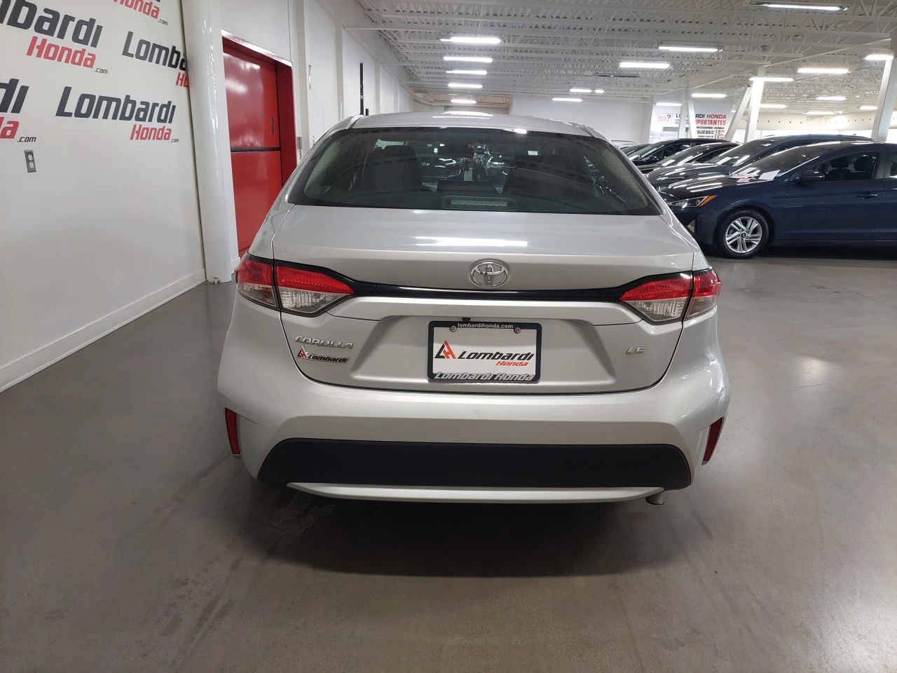 2021 Toyota Corolla
                                                    LE Image principale
