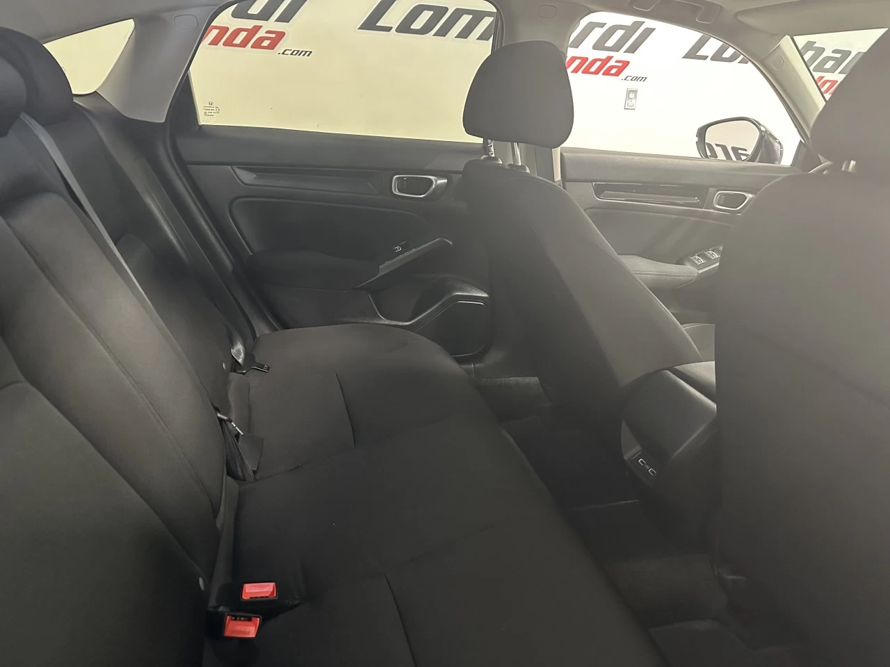 2023 Honda Civic
                                                    EX Image principale