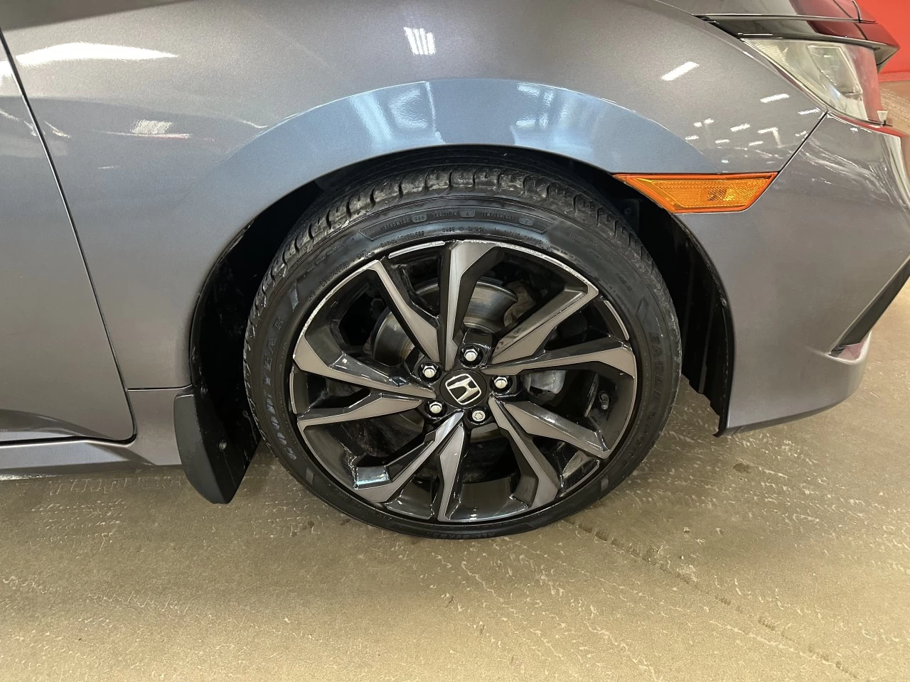 2020 Honda Civic Sport Main Image