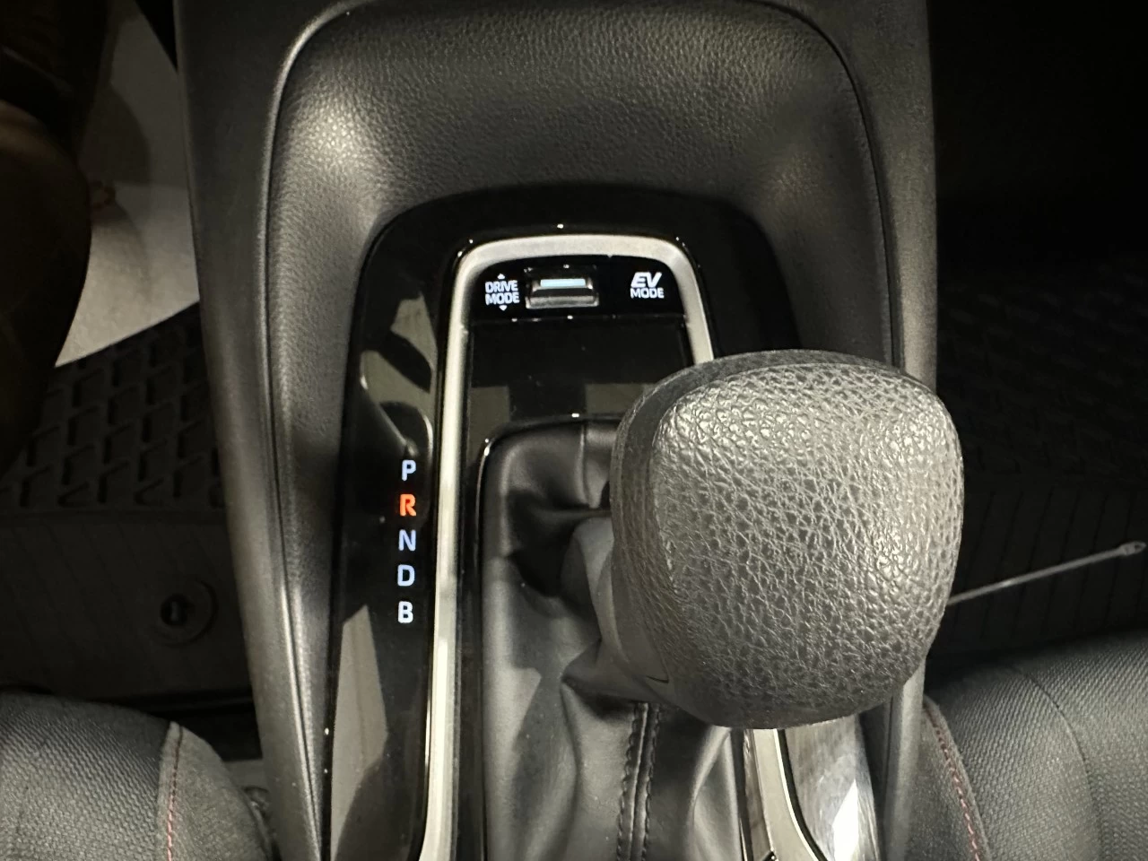 2024 Toyota Corolla Hybrid Image principale
