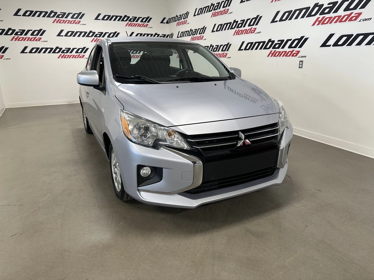 2022 Mitsubishi Mirage SE Image principale