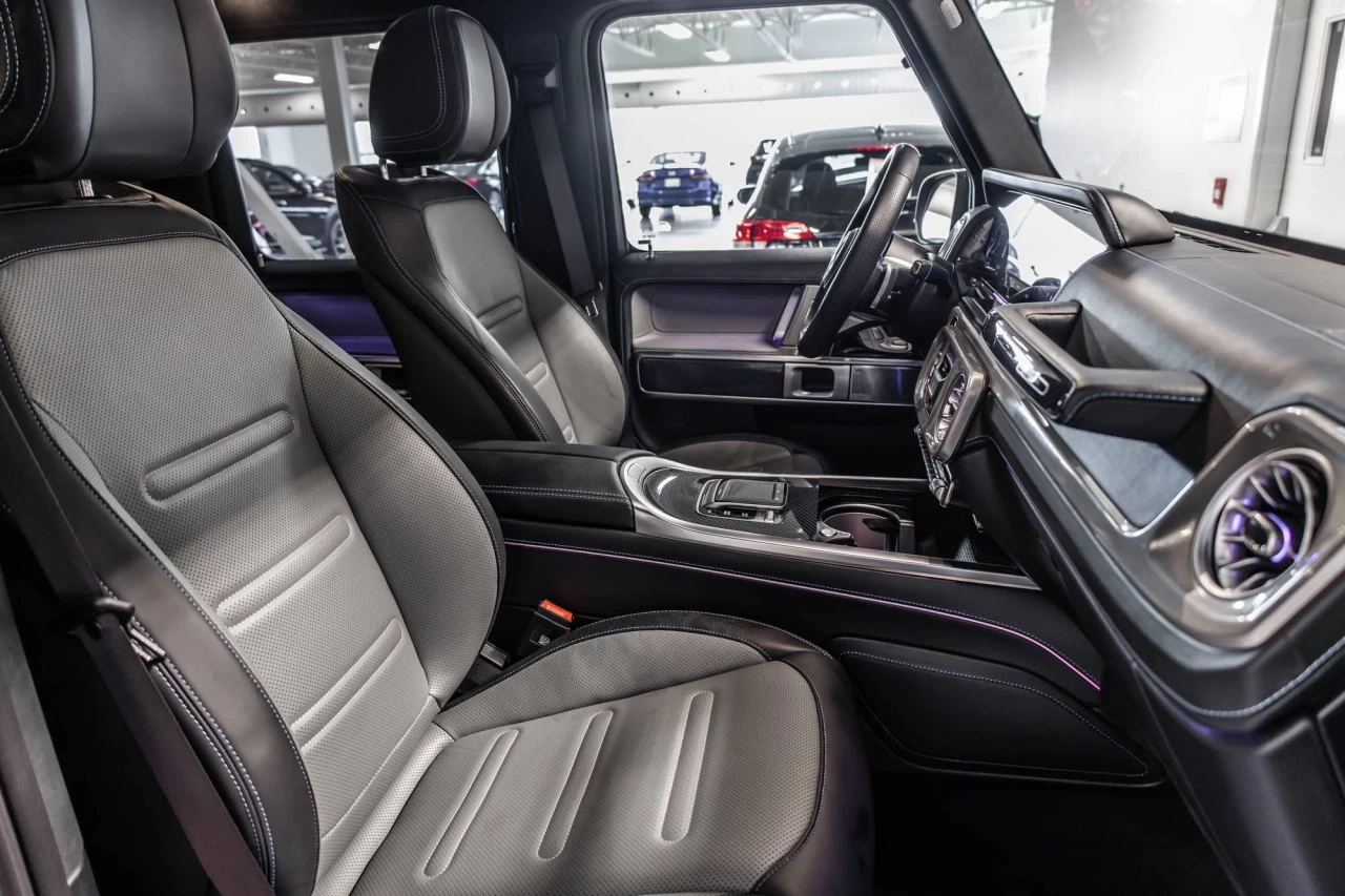 2025 Mercedes-Benz G63 AMG G 580e https://www.lombardihonda.com/resize/b990ff35b810a3abc0cc817b2ca24889-1