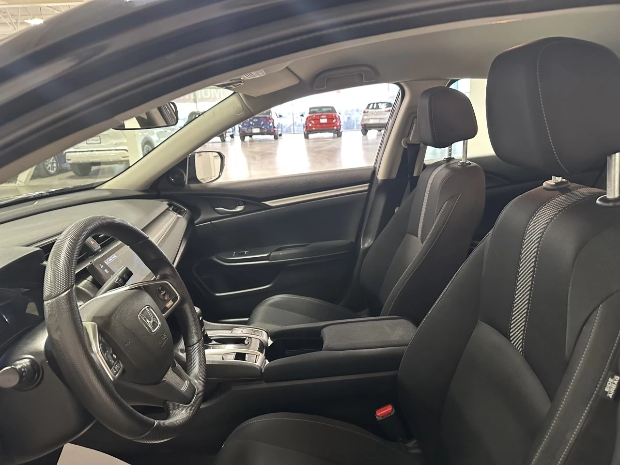 2016 Honda Civic LX Image principale