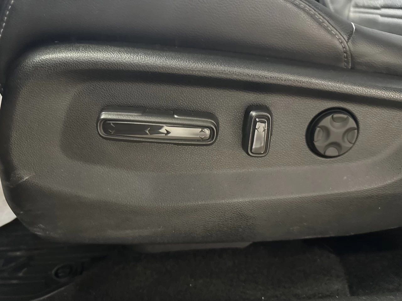 2021 Honda CR-V
                                                    Touring/Black Edition Main Image