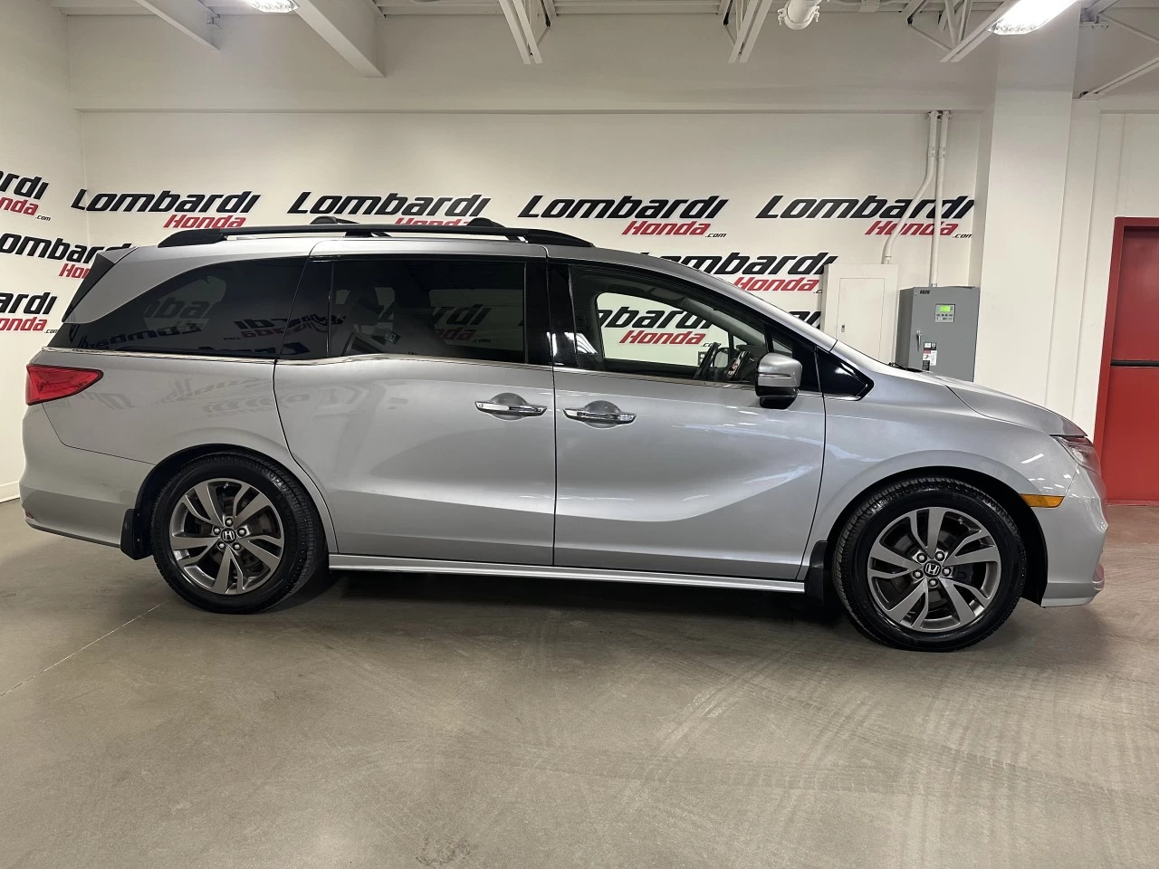 2019 Honda Odyssey Touring Image principale