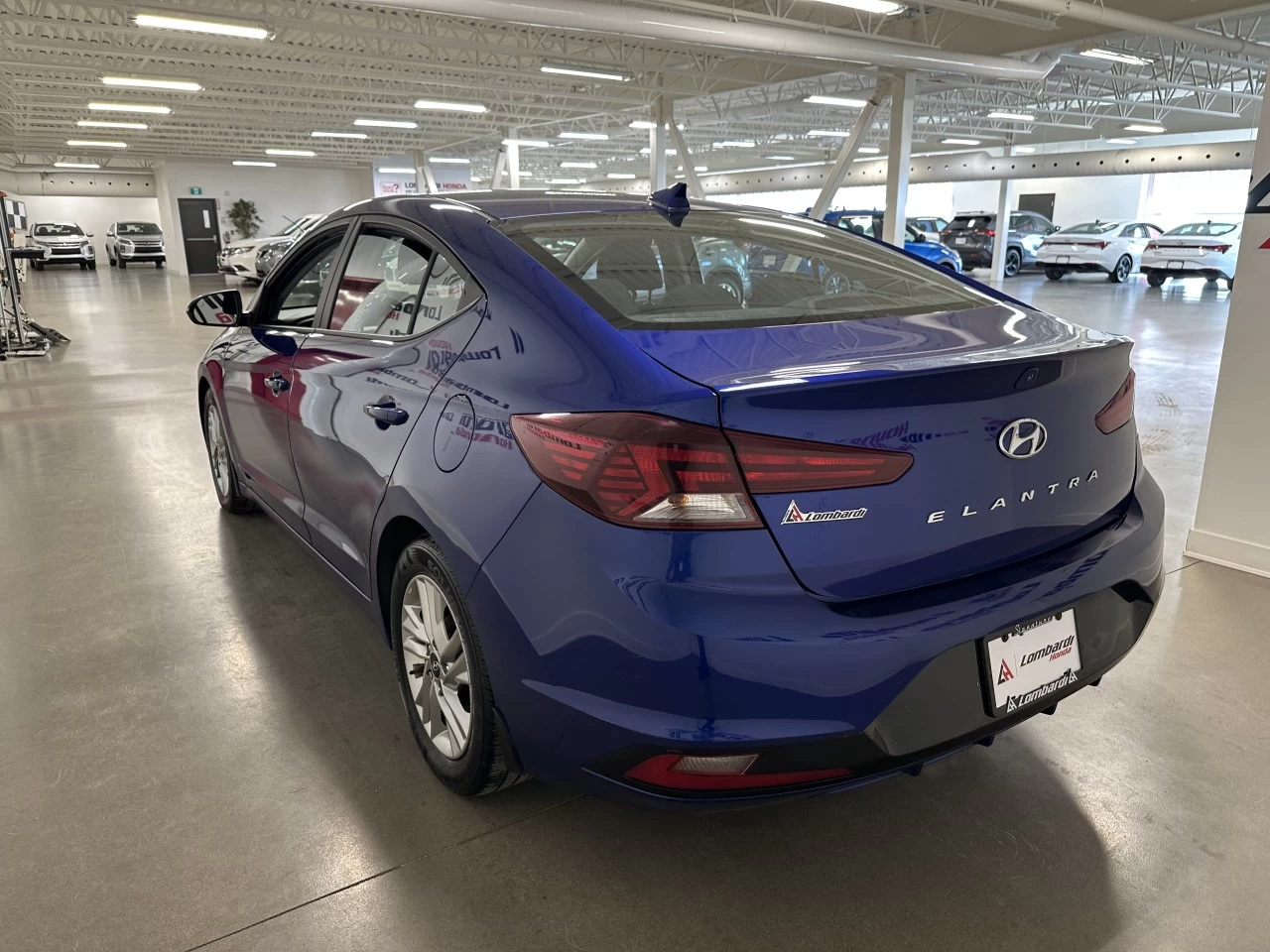 2020 Hyundai Elantra Preferred w/Sun & Safety Package https://www.lombardihonda.com/resize/b990ff35b810a3abc0cc817b2ca24889-1