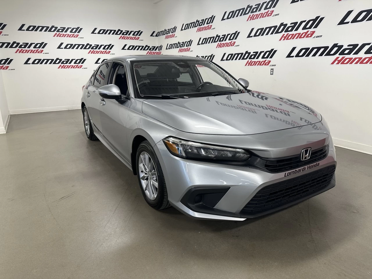 2022 Honda Civic EX Main Image