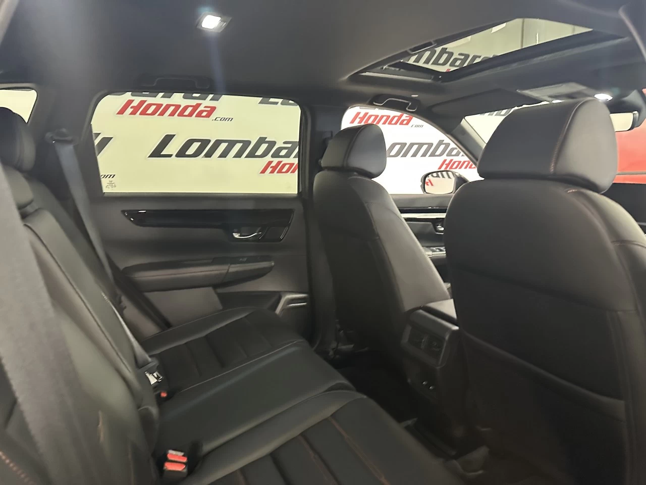2024 Honda CR-V Touring Main Image