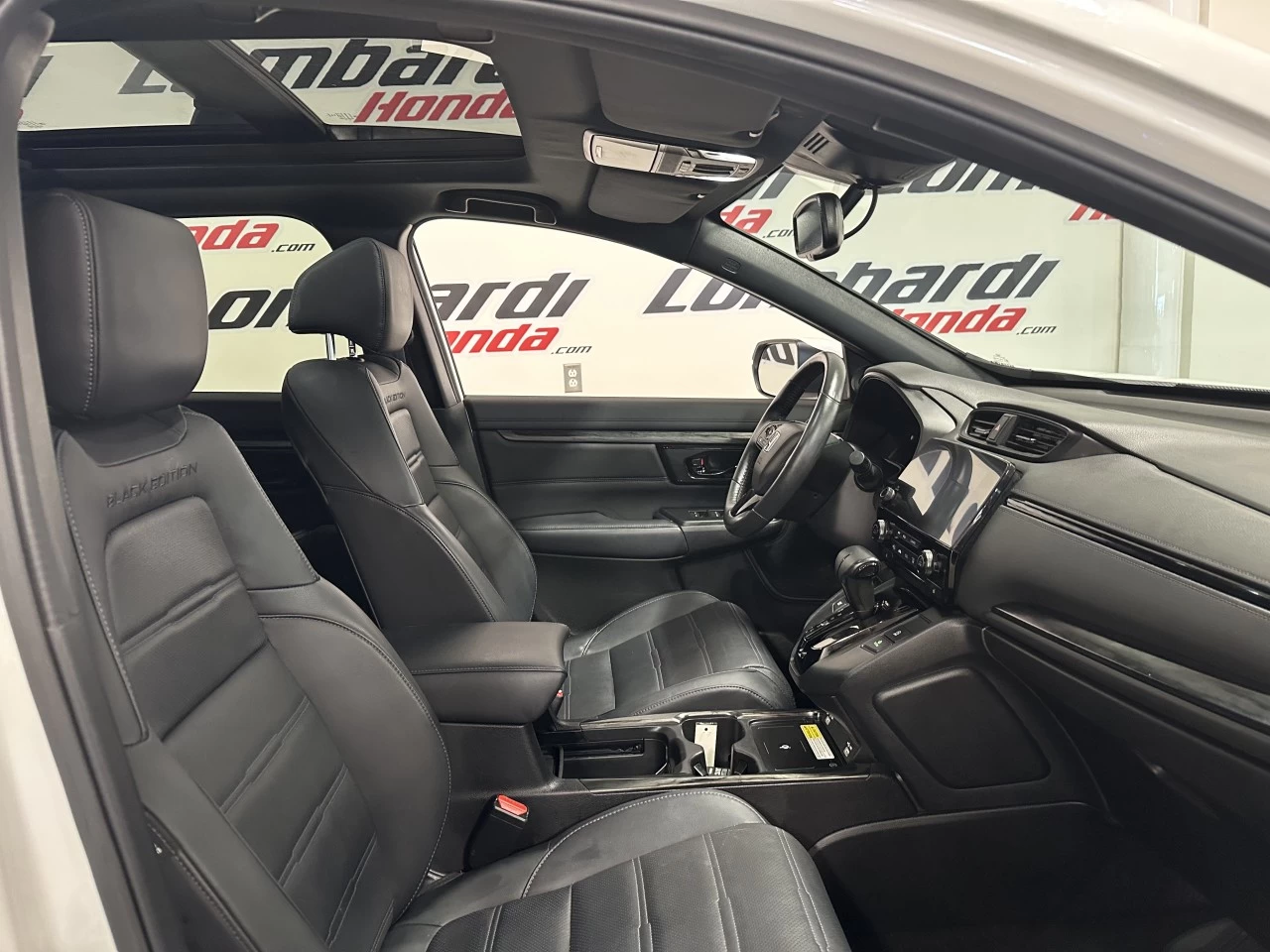 2022 Honda CR-V Touring/Black Edition Image principale