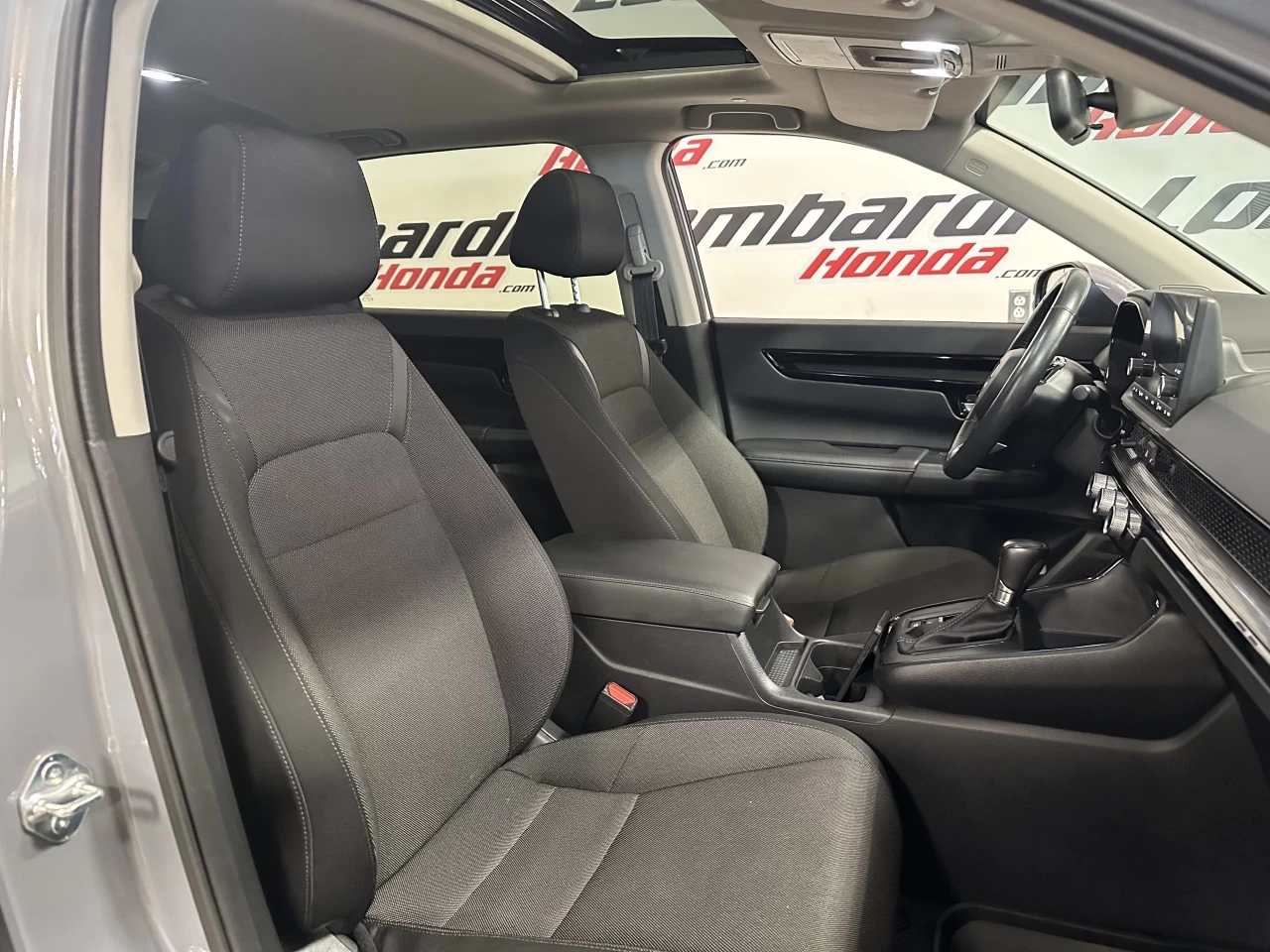 2023 Honda CR-V Sport https://www.lombardihonda.com/resize/b990ff35b810a3abc0cc817b2ca24889-1