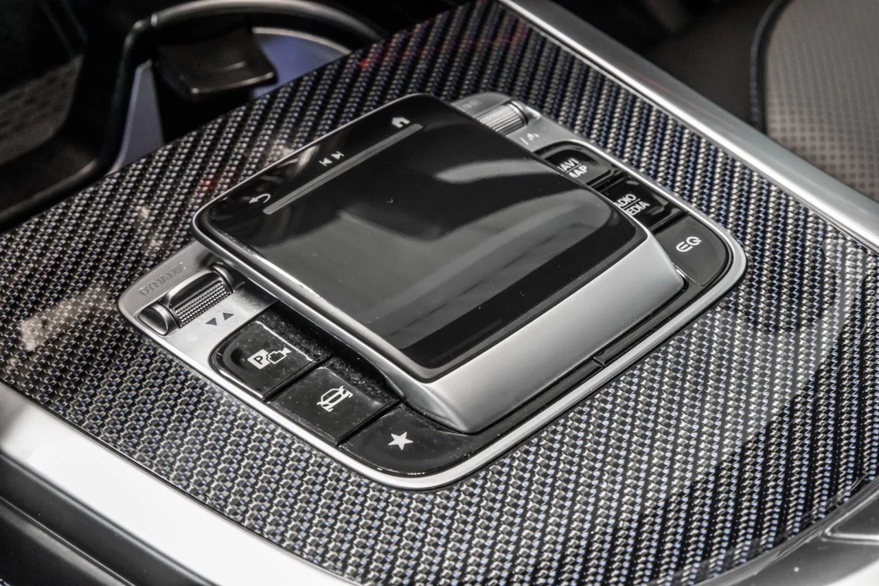 2025 Mercedes-Benz G63 AMG G 580e https://www.lombardihonda.com/resize/b990ff35b810a3abc0cc817b2ca24889-1