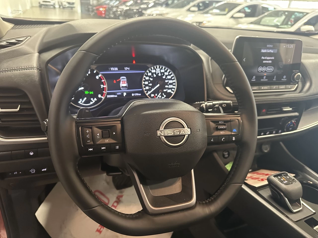 2025 Nissan Rogue SV Main Image