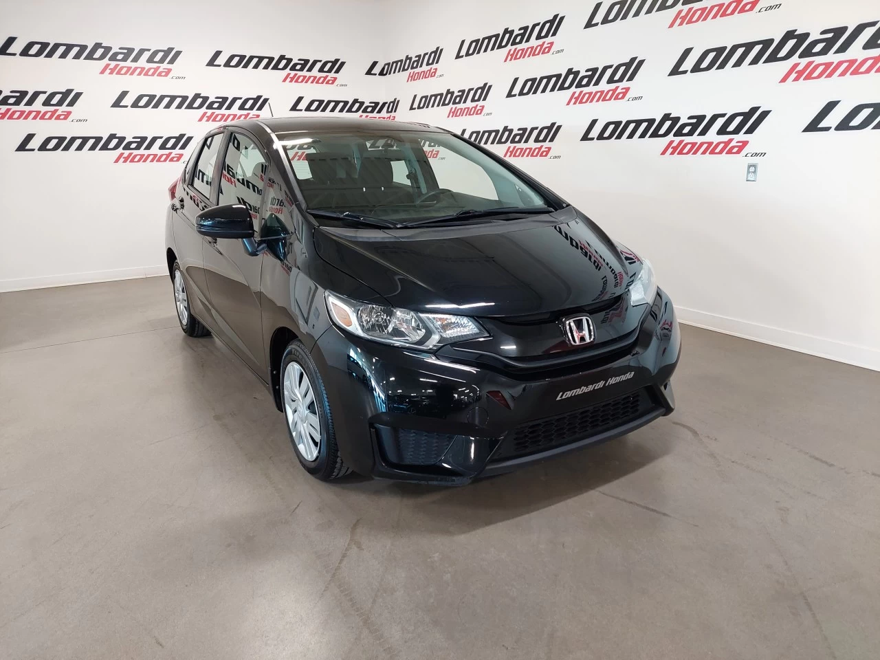 2017 Honda Fit
                                                    LX Main Image