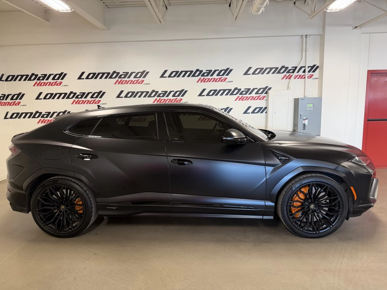 2026 Lamborghini Urus SE Image principale