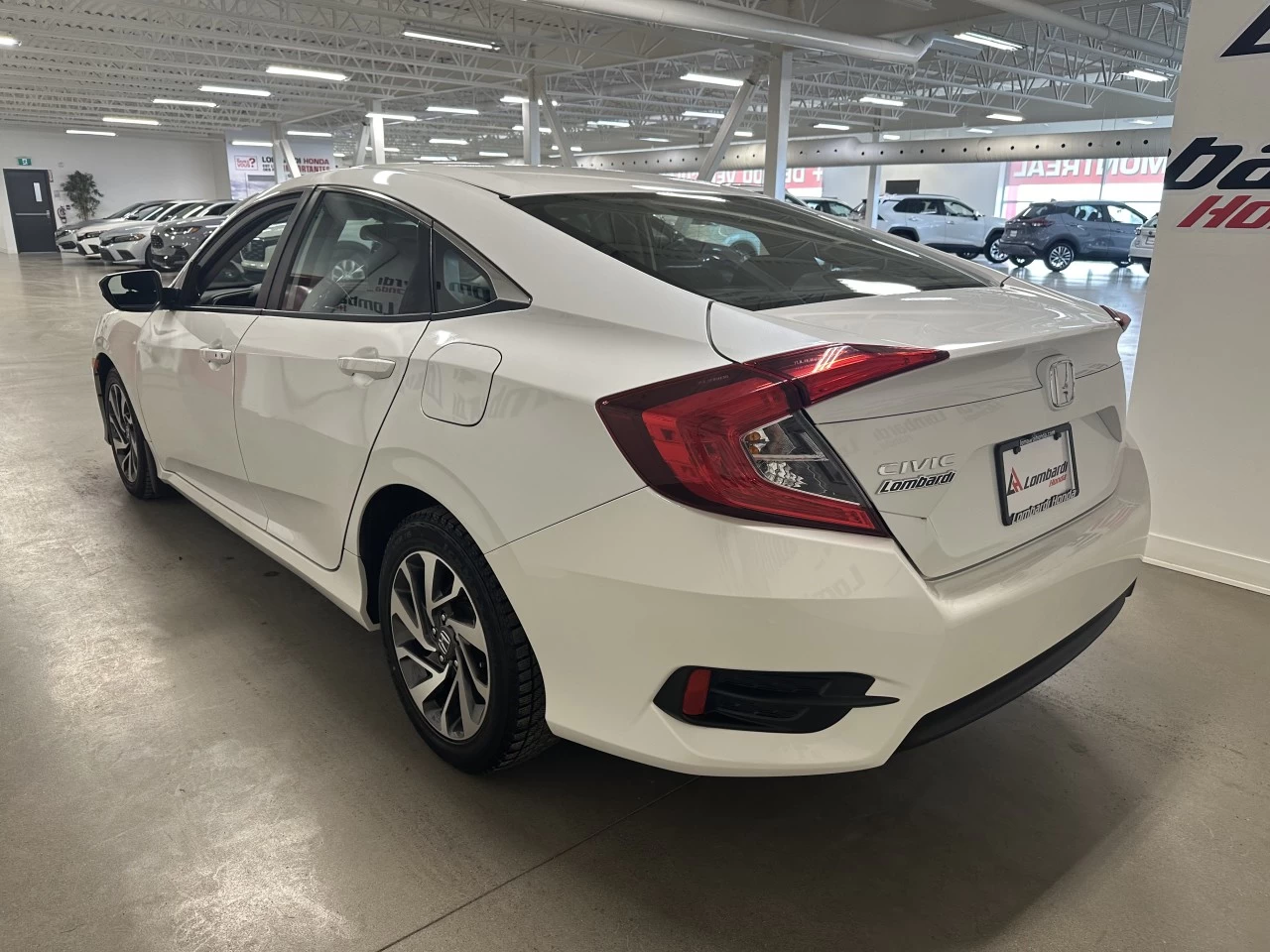 2017 Honda Civic Berline
                                                    EX Image principale
