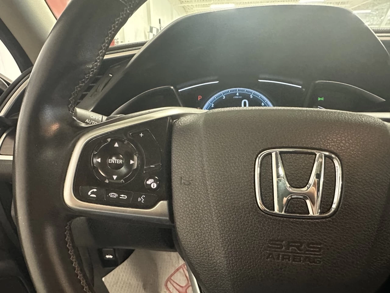 2020 Honda Civic
                                                    Touring Main Image