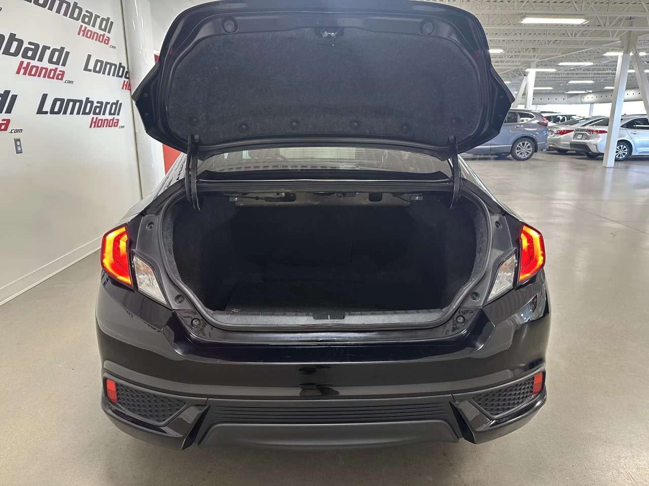 2020 Honda Civic Touring Image principale