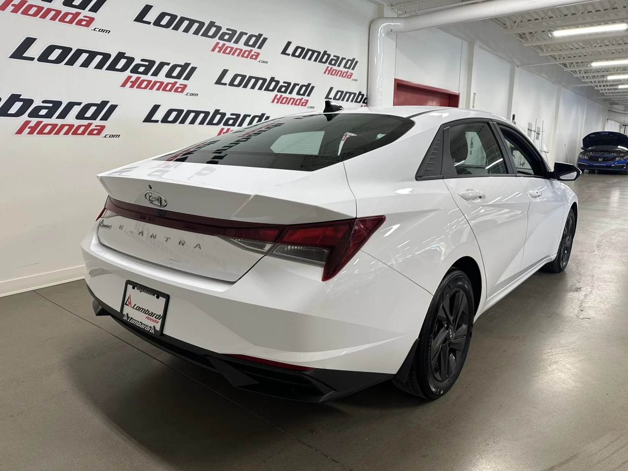 2021 Hyundai Elantra
                                                    Preferred Image principale