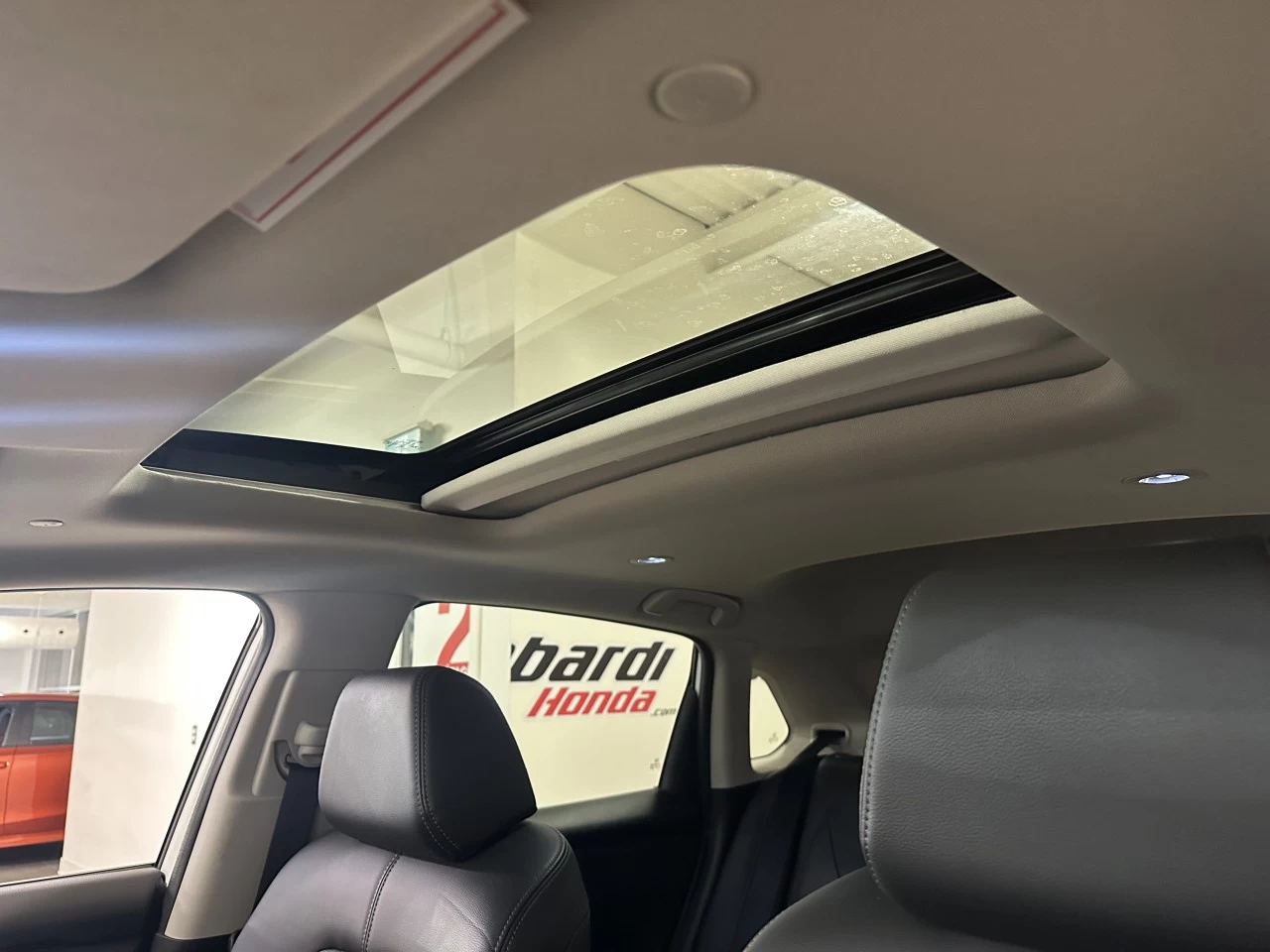 2025 Honda HR-V EX-L Navi Main Image