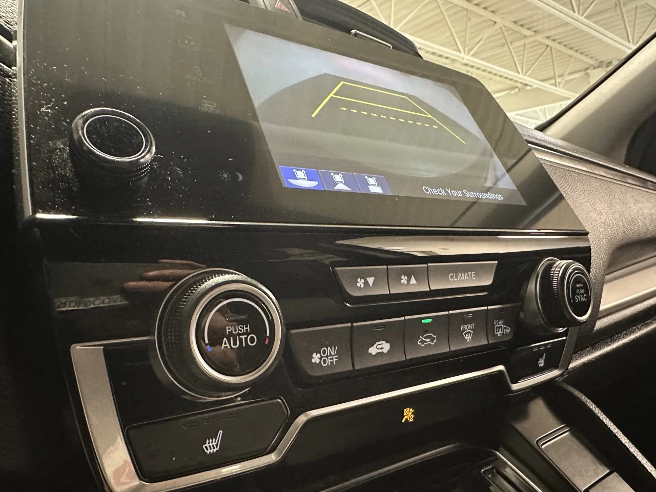 2021 Honda CR-V
                                                    LX Image principale