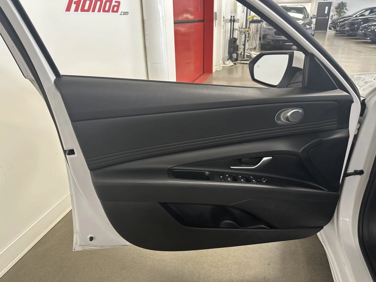 2022 Hyundai Elantra
                                                    Preferred Image principale