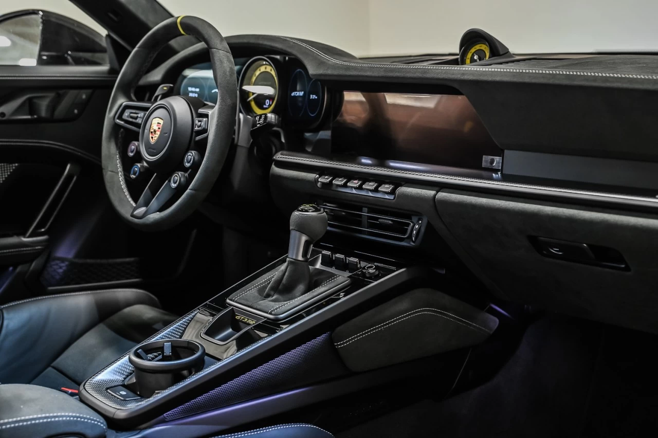 2024 Porsche 911 GT3 RS https://www.lombardihonda.com/resize/b990ff35b810a3abc0cc817b2ca24889-1