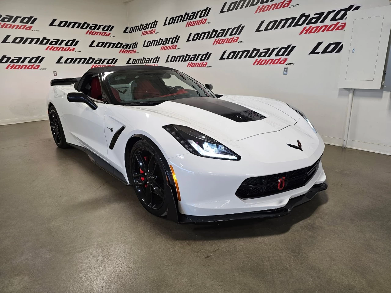 2016 Chevrolet Corvette Z51 3LT https://www.lombardihonda.com/resize/b990ff35b810a3abc0cc817b2ca24889-1
