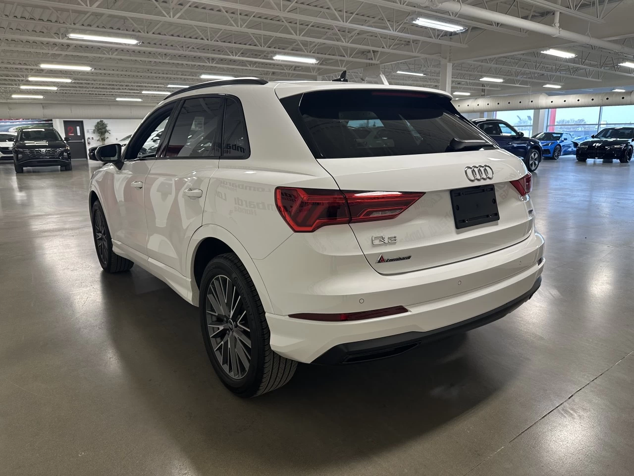 2022 Audi Q3 Komfort Main Image