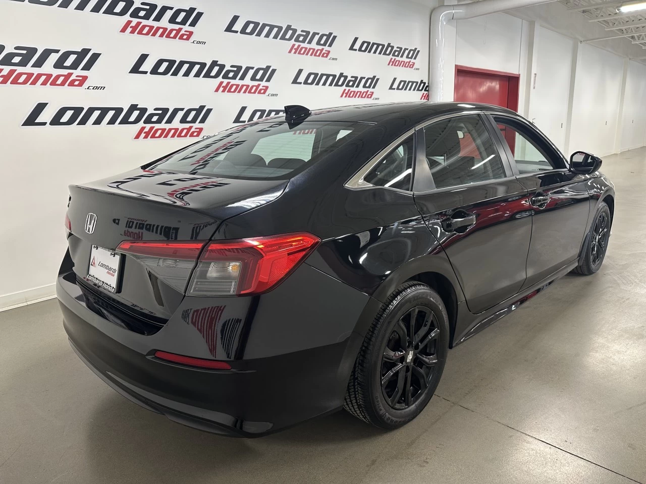 2022 Honda Civic LX Main Image