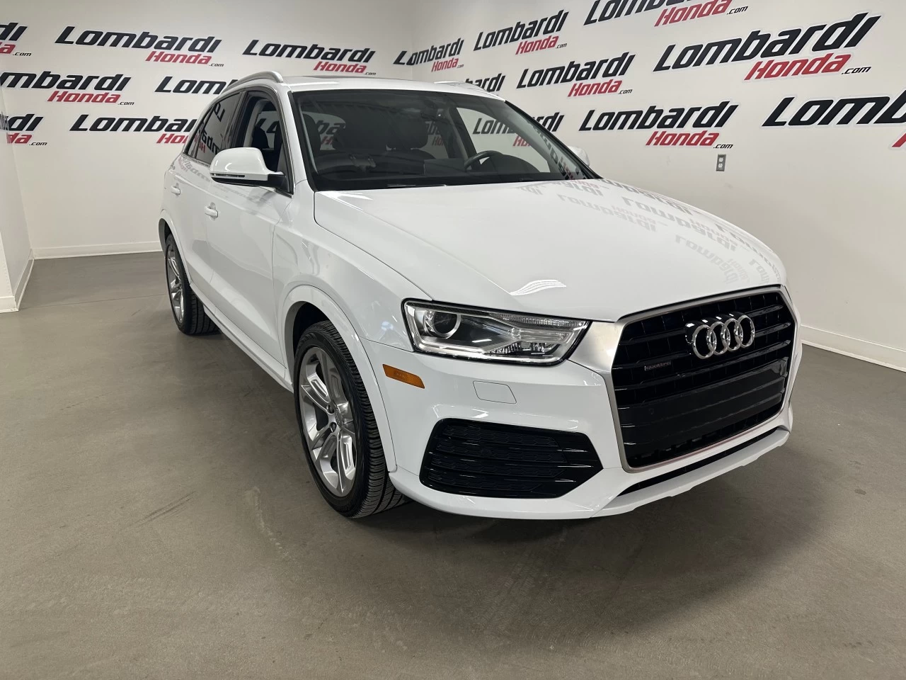 2018 Audi Q3 Progressiv Image principale