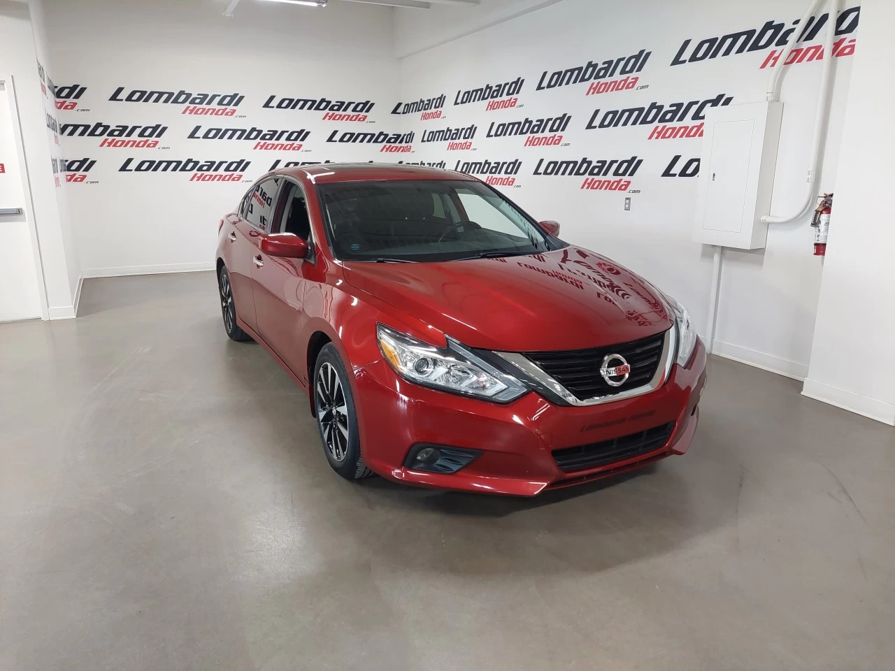 2018 Nissan Altima
                                                    2.5 Main Image