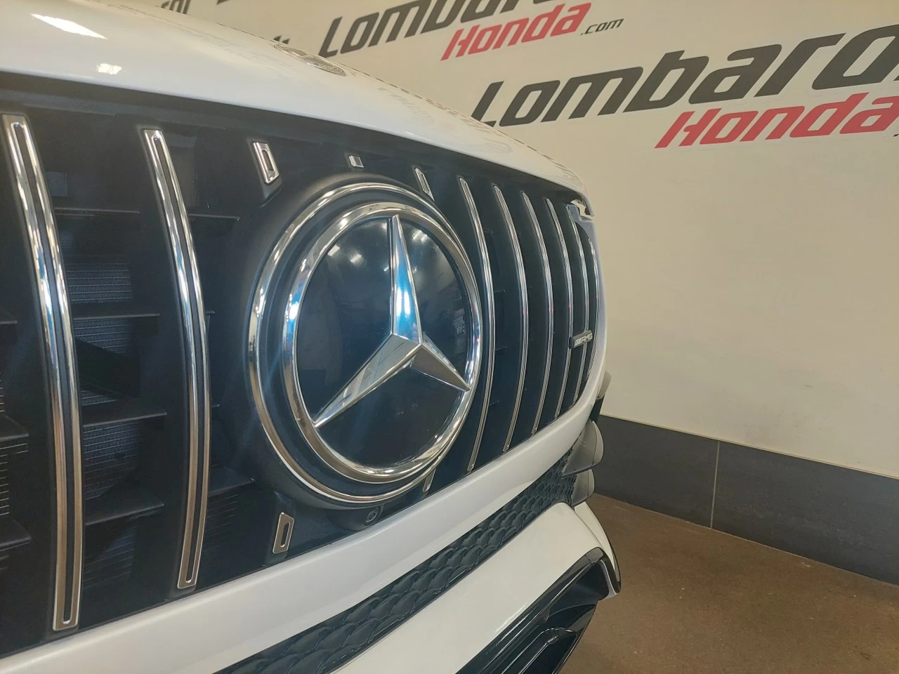 2023 Mercedes-Benz GLE
                                                    AMG GLE 53 Image principale