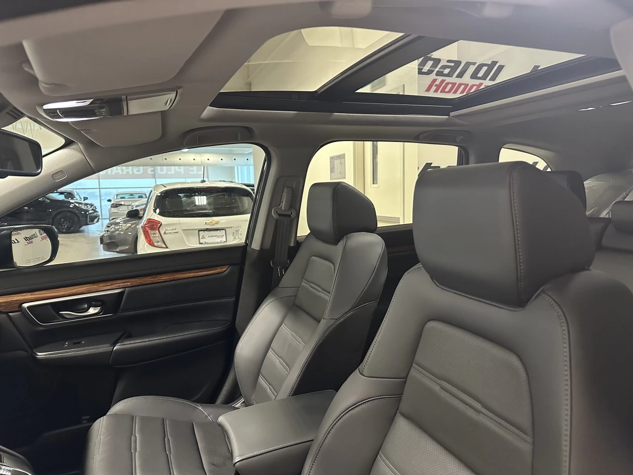 2022 Honda CR-V Touring Image principale