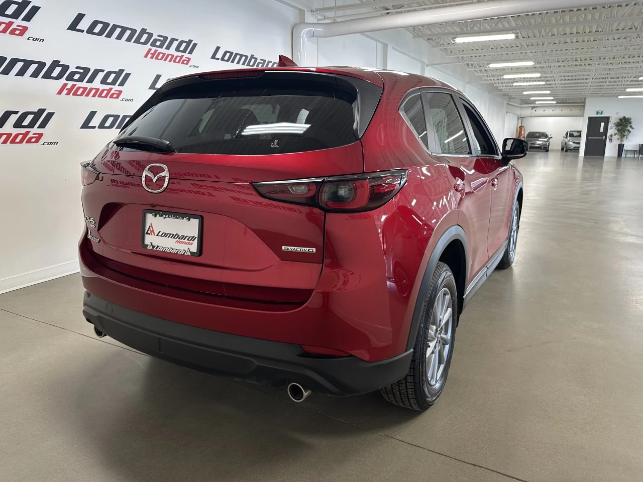 2024 Mazda CX-5
                                                    GS Main Image