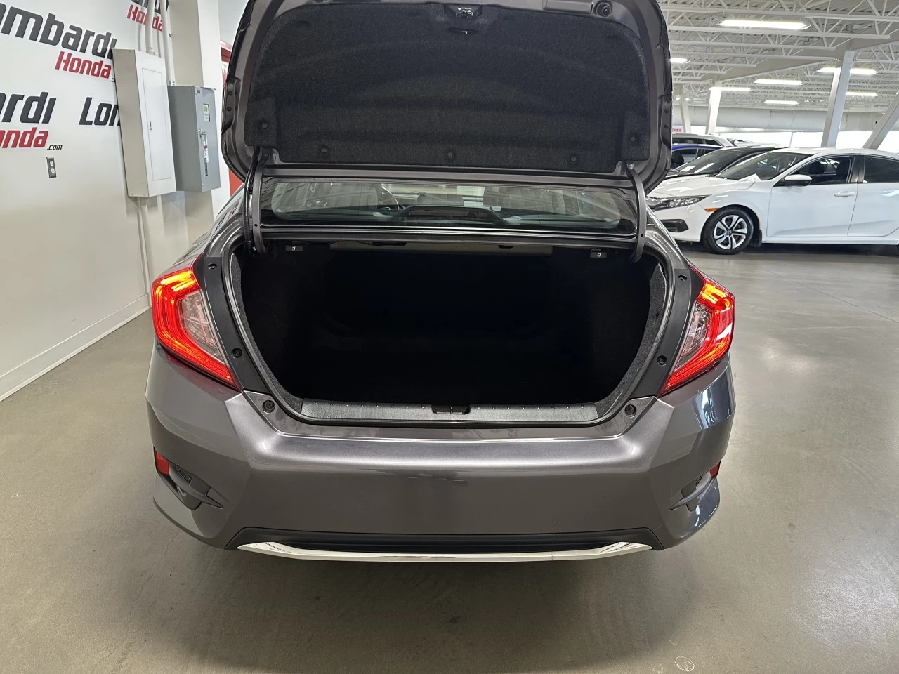 2021 Honda Civic EX Main Image