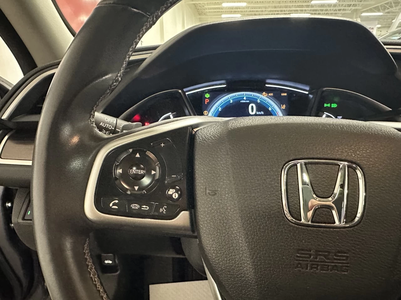 2020 Honda Civic Touring Main Image