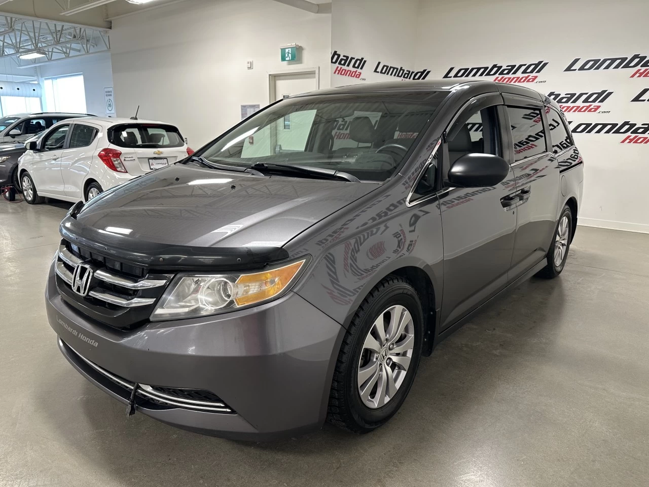 2017 Honda Odyssey SE Image principale