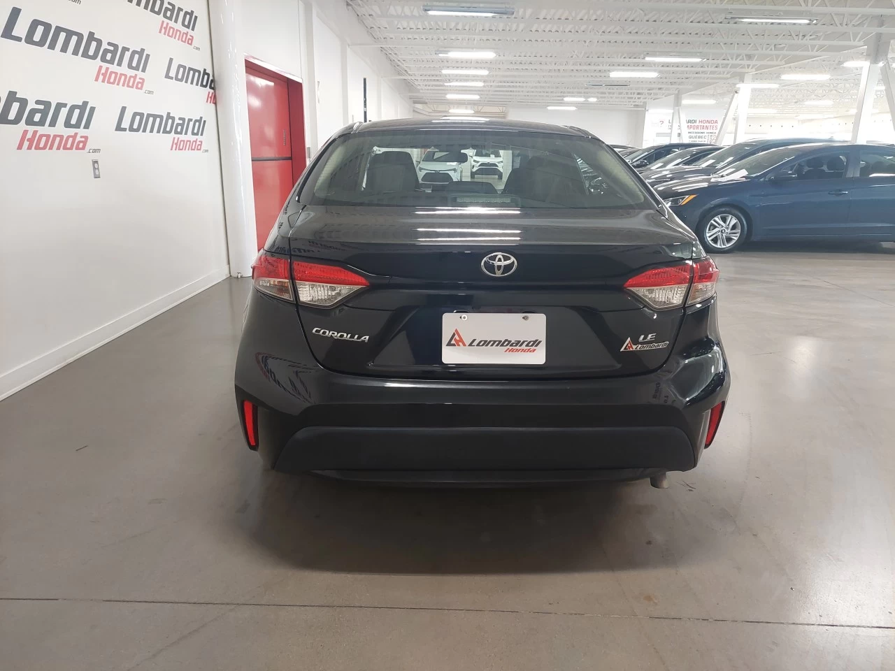2021 Toyota Corolla
                                                    LE Image principale