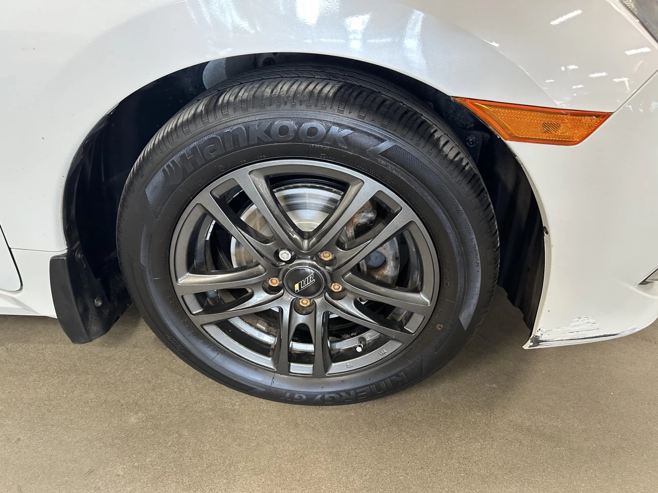 2020 Honda Civic
                                                    LX Main Image