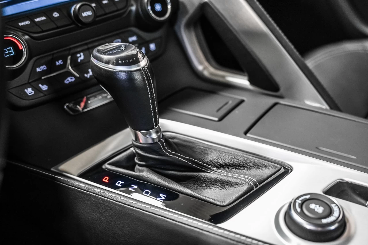 2018 Chevrolet Corvette Z51 2LT Image principale