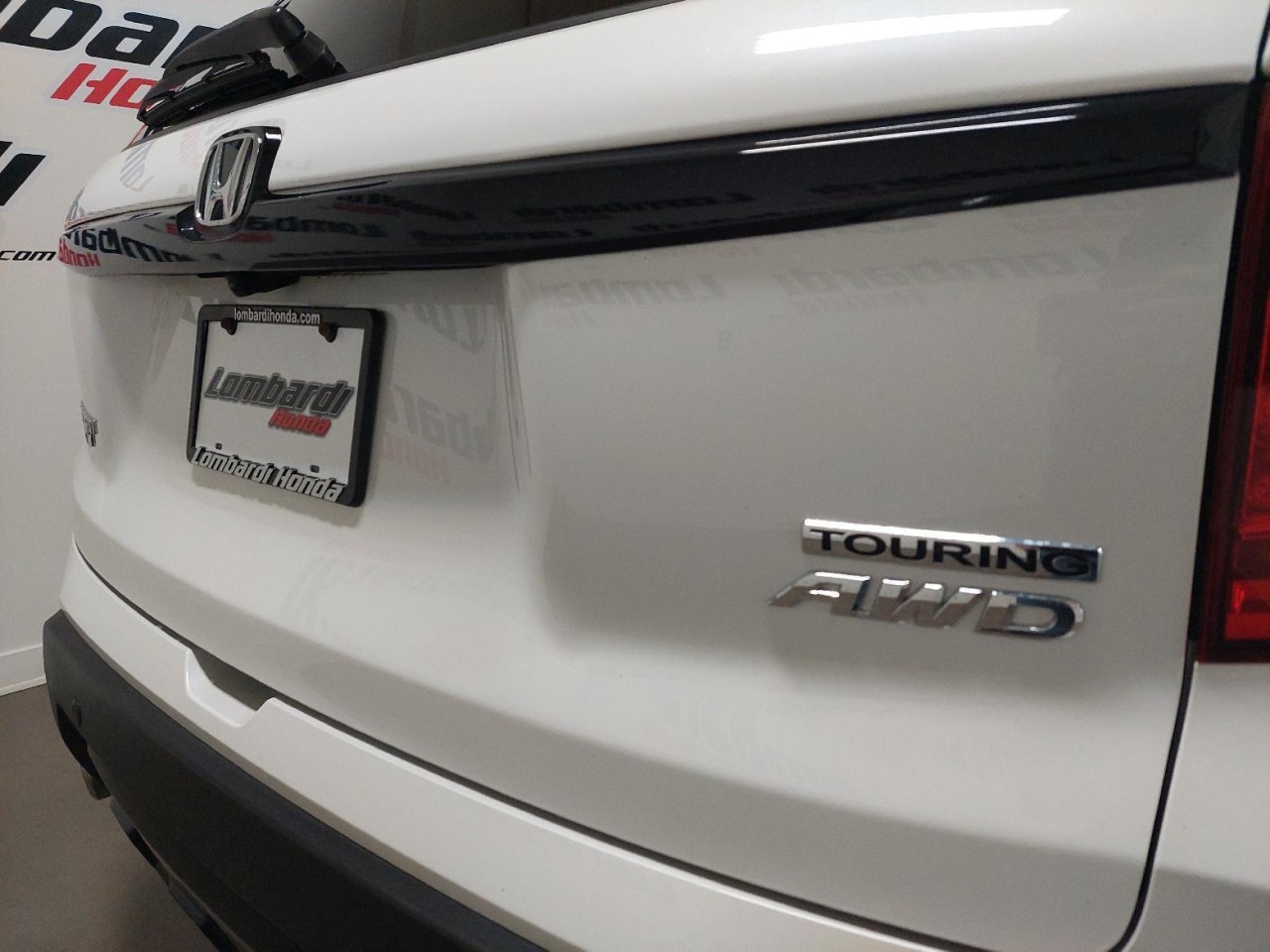 2022 Honda Passport TOURING Main Image
