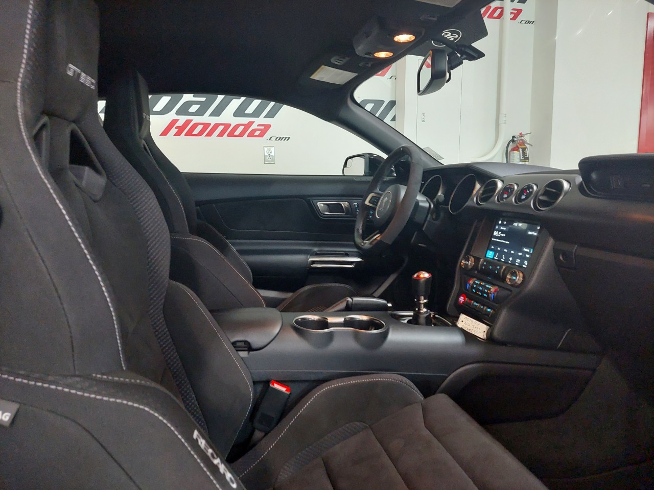 2017 Ford Mustang Shelby GT350 Main Image