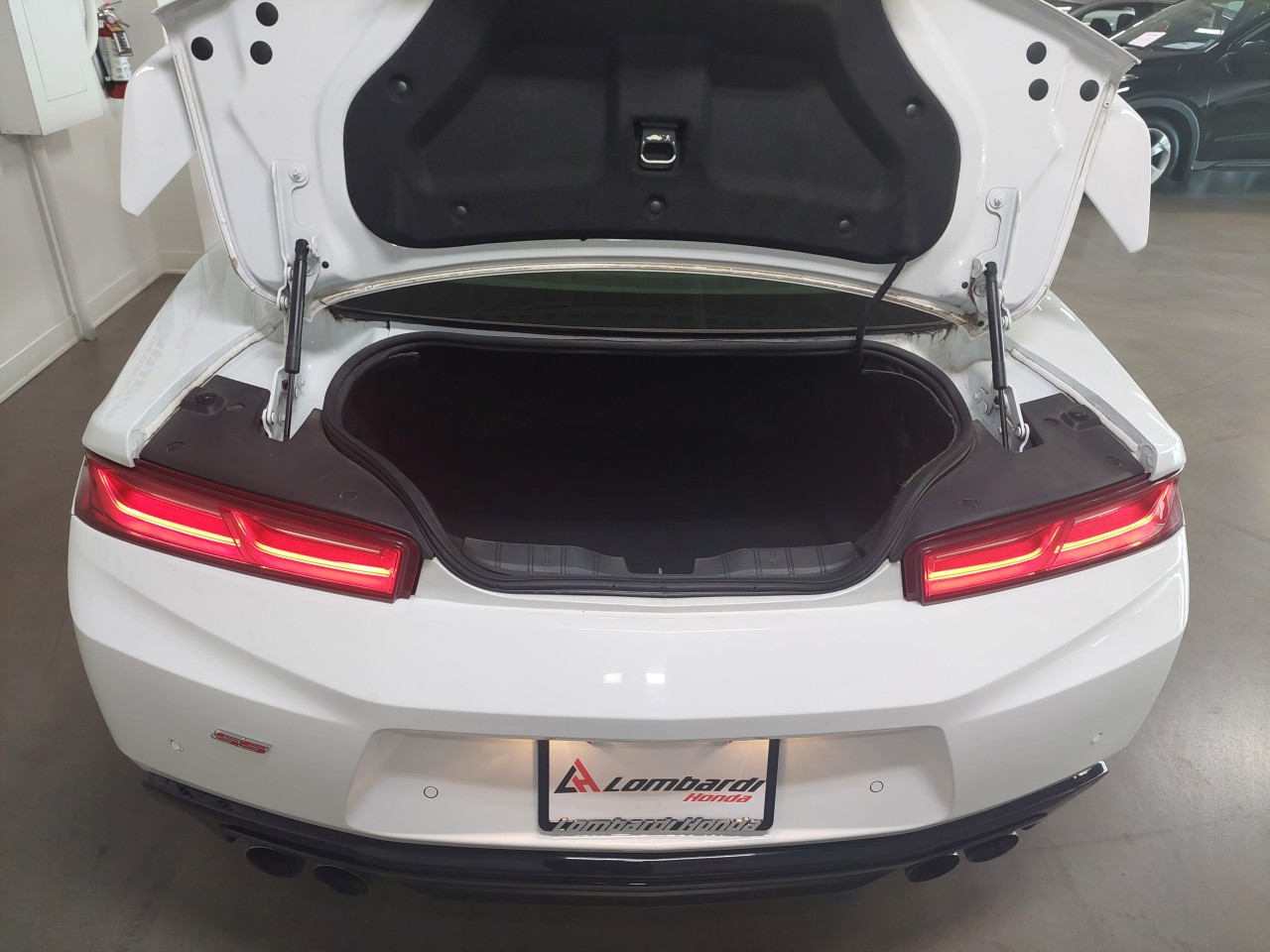 2016 Chevrolet Camaro 2SS Main Image