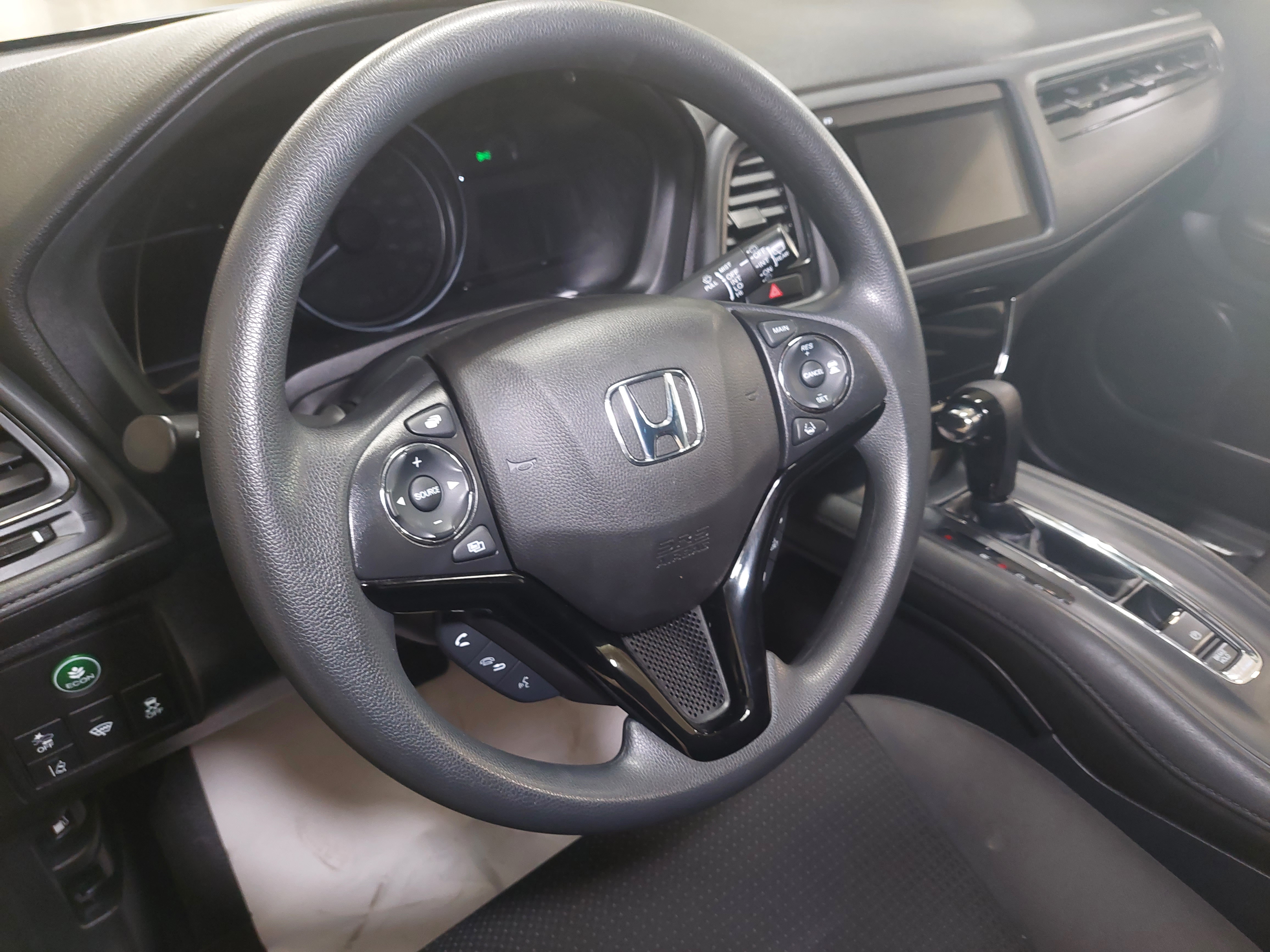 2021 Honda HR-V LX AWD Main Image