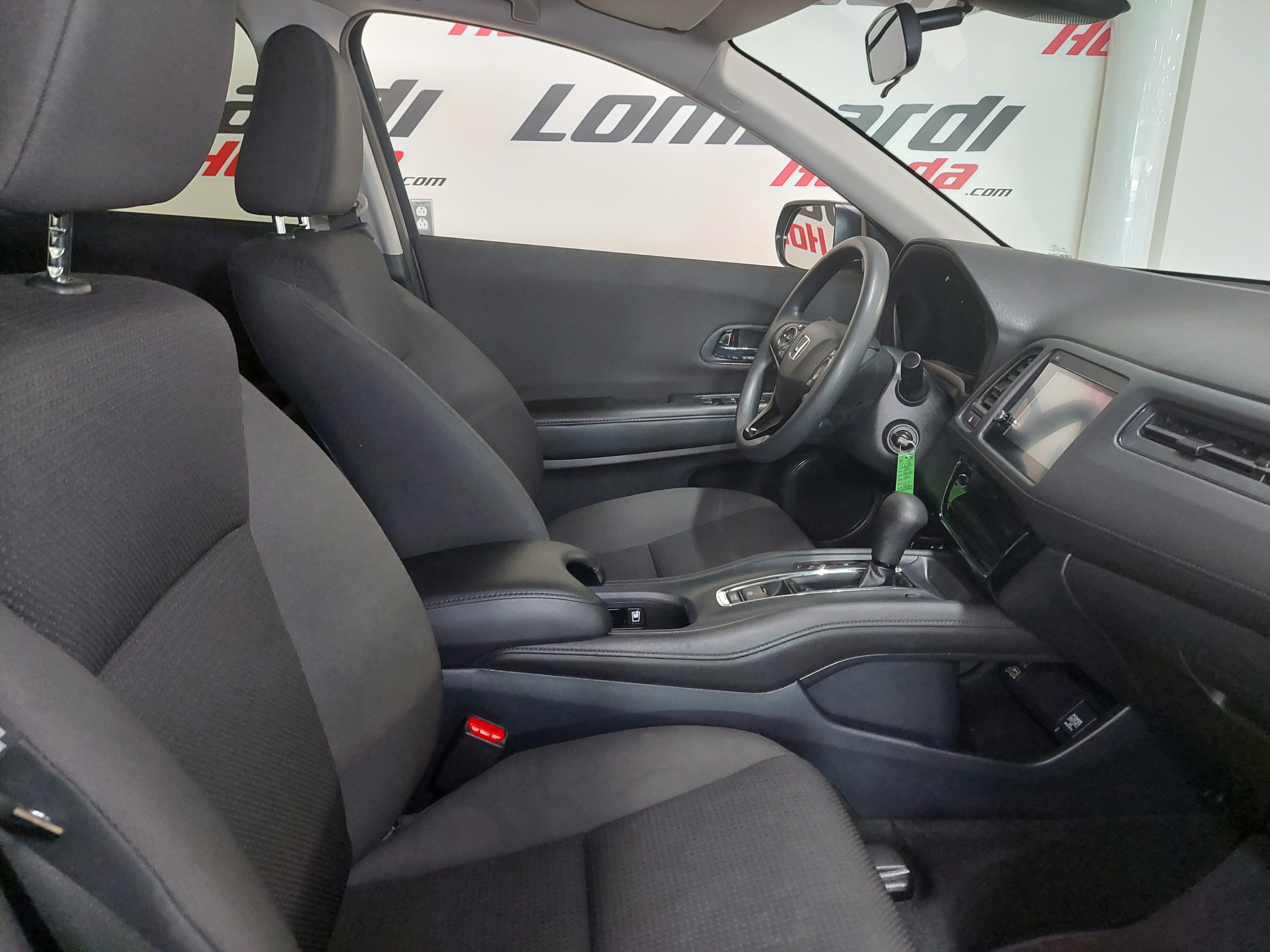 2021 Honda HR-V LX AWD Main Image