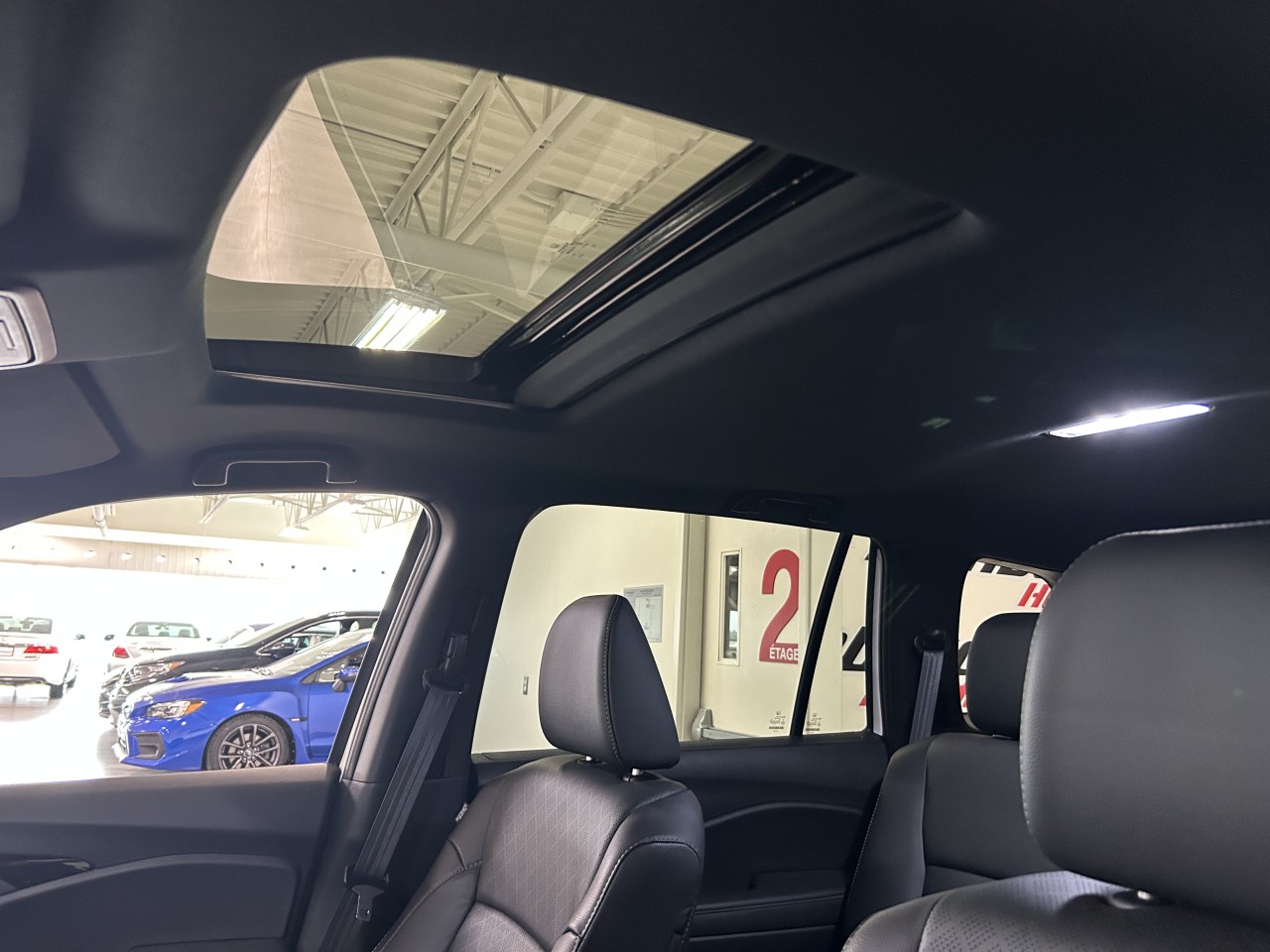 2022 Honda Passport Touring-V6-CUIR-MARCHEPIEDS Main Image