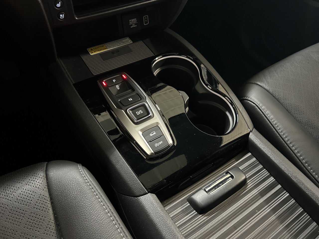 2022 Honda Passport Touring-V6-CUIR-MARCHEPIEDS Main Image